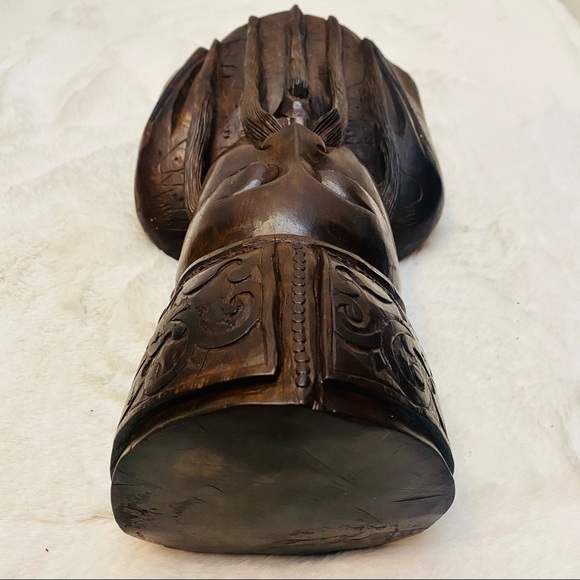 This is a Vintage Chinese Handcarved Hardwood Head Bust Statue Sculpture 13”x7” - Picture 5 of 16